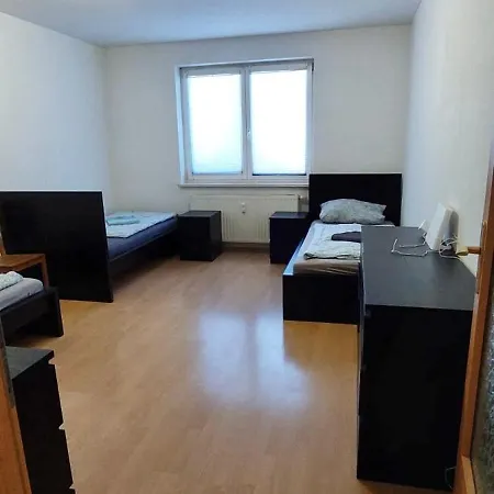 Apartamento 5 Bett Monteurwohnung In Schoenebeck, Pfaennerstrasse 6a *