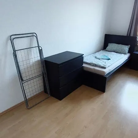 5 Bett Monteurwohnung In Schoenebeck, Pfaennerstrasse 6a Apartman *