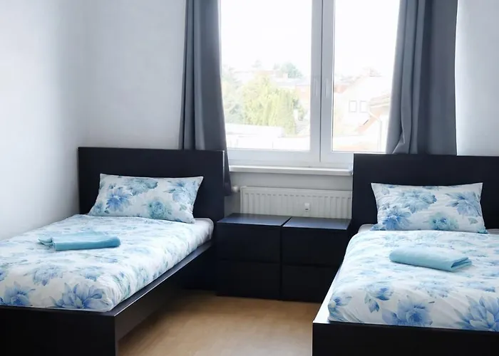 Lägenhet 5 Bett Monteurwohnung In Schoenebeck, Pfaennerstrasse 6a Schönebeck